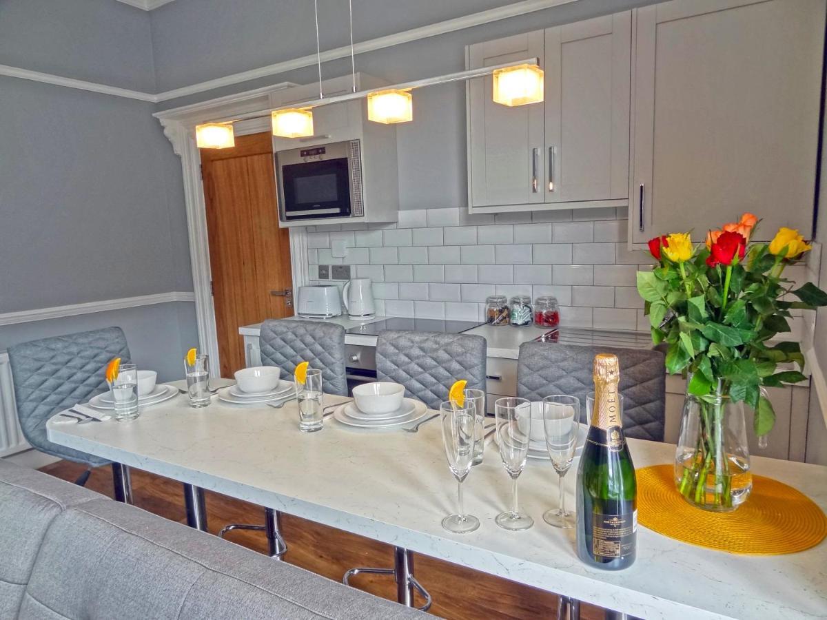 Sea Coast By Seaside Apartment