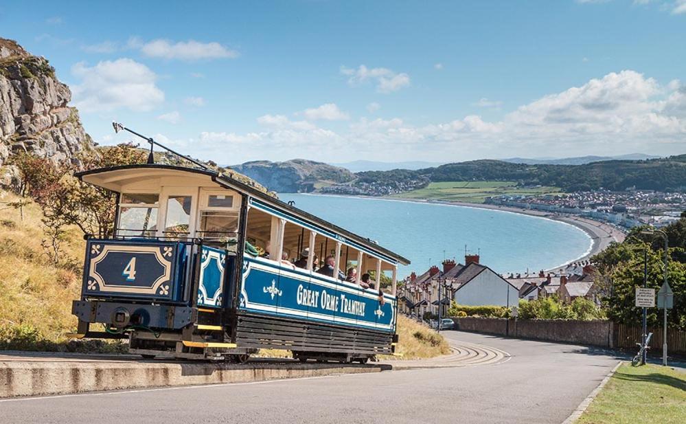 Sea Coast By Seaside Apartment Llandudno